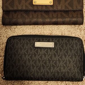 Michael Kors Black and Brown Wallet Duo